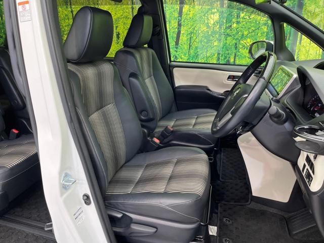 ノア Si ダブルバイビーIII 両側電動ドア 純正SDナビ 後席モニター バックカメラ 衝突被害軽減システム 禁煙車 ハーフレザーシート ドラレコ コーナーセンサー スマートキー LEDヘッド ビルトインETC クルコン(8枚目)