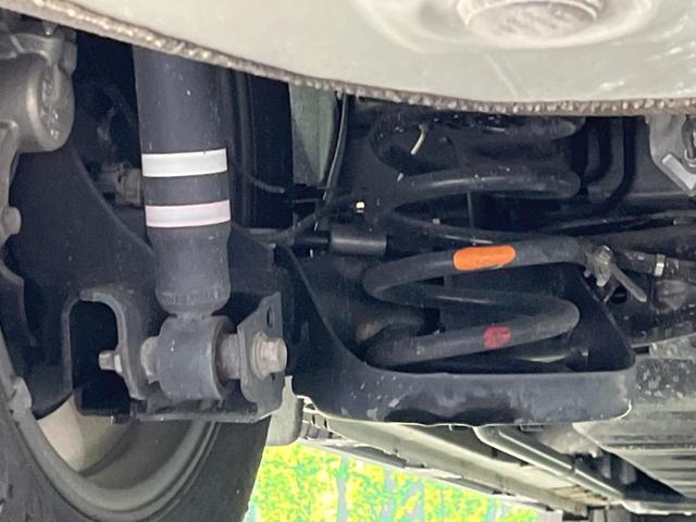 ノア Si ダブルバイビーIII 両側電動ドア 純正SDナビ 後席モニター バックカメラ 衝突被害軽減システム 禁煙車 ハーフレザーシート ドラレコ コーナーセンサー スマートキー LEDヘッド ビルトインETC クルコン(30枚目)