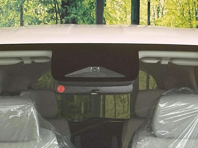 フリード エアー 登録済未使用車 両側電動スライドドア バックカメラ 衝突軽減装置 レーダークルーズ コーナーセンサー レーンキープ スマートキー LEDヘッド ディスプレイオーディオ オートマチックハイビーム(6枚目)