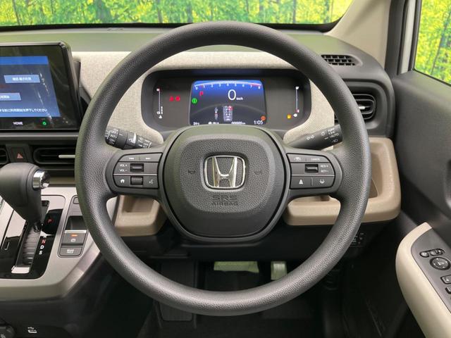 フリード エアー 登録済未使用車 両側電動スライドドア バックカメラ 衝突軽減装置 レーダークルーズ コーナーセンサー レーンキープ スマートキー LEDヘッド ディスプレイオーディオ オートマチックハイビーム(12枚目)