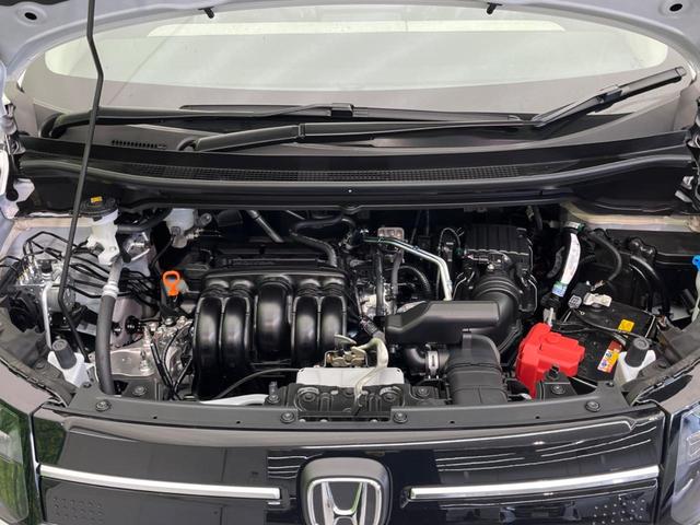 フリード エアー 登録済未使用車 両側電動スライドドア バックカメラ 衝突軽減装置 レーダークルーズ コーナーセンサー レーンキープ スマートキー LEDヘッド ディスプレイオーディオ オートマチックハイビーム(18枚目)