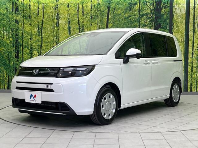 フリード エアー 登録済未使用車 両側電動スライドドア バックカメラ 衝突軽減装置 レーダークルーズ コーナーセンサー レーンキープ スマートキー LEDヘッド ディスプレイオーディオ オートマチックハイビーム(25枚目)