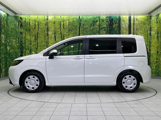 フリード エアー 登録済未使用車 両側電動スライドドア バックカメラ 衝突軽減装置 レーダークルーズ コーナーセンサー レーンキープ スマートキー LEDヘッド ディスプレイオーディオ オートマチックハイビーム(26枚目)