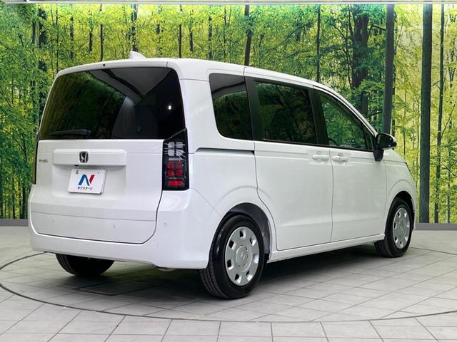 フリード エアー 登録済未使用車 両側電動スライドドア バックカメラ 衝突軽減装置 レーダークルーズ コーナーセンサー レーンキープ スマートキー LEDヘッド ディスプレイオーディオ オートマチックハイビーム(34枚目)