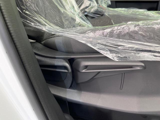 フリード エアー 登録済未使用車 両側電動スライドドア バックカメラ 衝突軽減装置 レーダークルーズ コーナーセンサー レーンキープ スマートキー LEDヘッド ディスプレイオーディオ オートマチックハイビーム(36枚目)