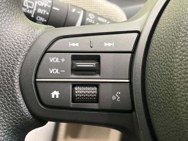 フリード エアー 登録済未使用車 両側電動スライドドア バックカメラ 衝突軽減装置 レーダークルーズ コーナーセンサー レーンキープ スマートキー LEDヘッド ディスプレイオーディオ オートマチックハイビーム(40枚目)