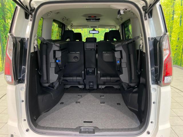 セレナ ハイウェイスター　Ｖセレクション　両側電動ドア　９型純正ナビ　後席モニター　禁煙車　全周囲カメラ　衝突被害軽減　レーダークルーズ　ドラレコ　コーナーセンサー　スマートキー　ＬＥＤヘッド　ＥＴＣ　パークアシスト　車線逸脱警報（13枚目）