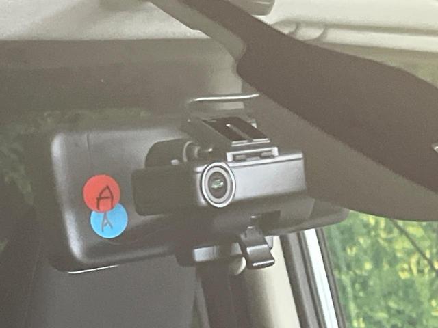 セレナ ハイウェイスター　Ｖセレクション　両側電動ドア　９型純正ナビ　後席モニター　禁煙車　全周囲カメラ　衝突被害軽減　レーダークルーズ　ドラレコ　コーナーセンサー　スマートキー　ＬＥＤヘッド　ＥＴＣ　パークアシスト　車線逸脱警報（23枚目）