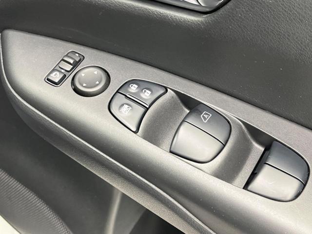 セレナ ハイウェイスター　Ｖセレクション　両側電動ドア　９型純正ナビ　後席モニター　禁煙車　全周囲カメラ　衝突被害軽減　レーダークルーズ　ドラレコ　コーナーセンサー　スマートキー　ＬＥＤヘッド　ＥＴＣ　パークアシスト　車線逸脱警報（48枚目）