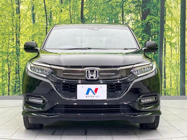ヴェゼル ハイブリッドＲＳ・ホンダセンシング　純正ナビ　衝突軽減装置　バックカメラ　レーダークルーズ　ハーフレザーシート　コーナーセンサー　ＥＴＣ　レーンキープ　スマートキー　シートヒーター　ドライブレコーダー　ＬＥＤヘッド　　車線逸脱警報（14枚目）
