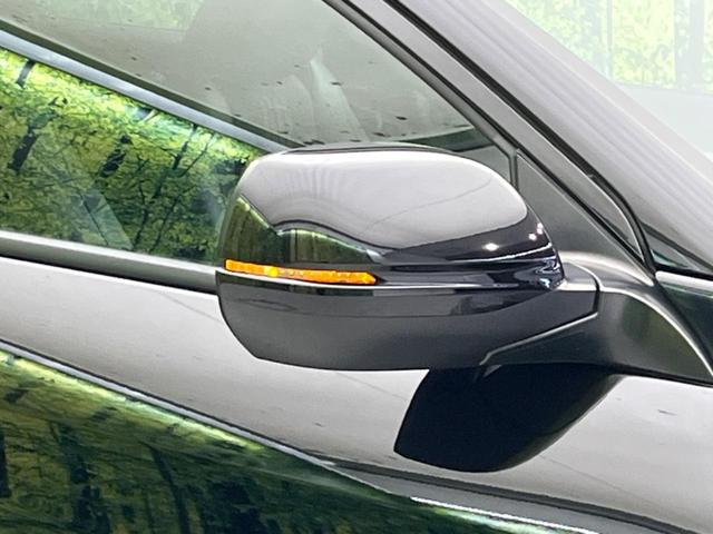 ヴェゼル ハイブリッドＲＳ・ホンダセンシング　純正ナビ　衝突軽減装置　バックカメラ　レーダークルーズ　ハーフレザーシート　コーナーセンサー　ＥＴＣ　レーンキープ　スマートキー　シートヒーター　ドライブレコーダー　ＬＥＤヘッド　　車線逸脱警報（25枚目）