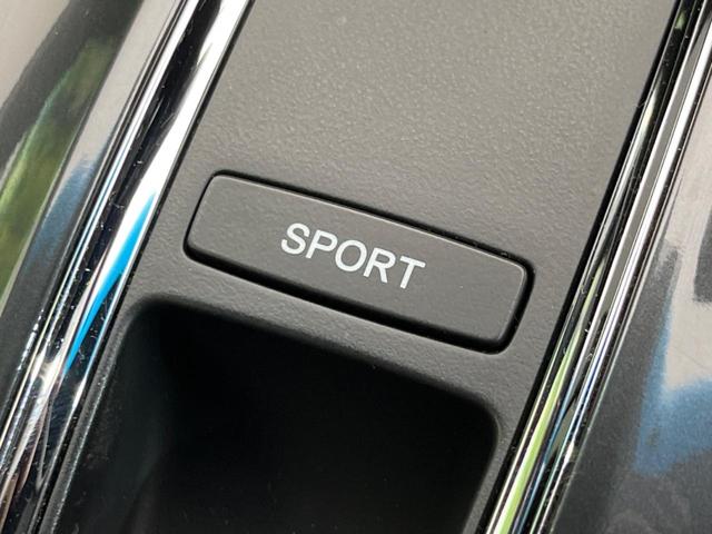 ヴェゼル ハイブリッドＲＳ・ホンダセンシング　純正ナビ　衝突軽減装置　バックカメラ　レーダークルーズ　ハーフレザーシート　コーナーセンサー　ＥＴＣ　レーンキープ　スマートキー　シートヒーター　ドライブレコーダー　ＬＥＤヘッド　　車線逸脱警報（50枚目）