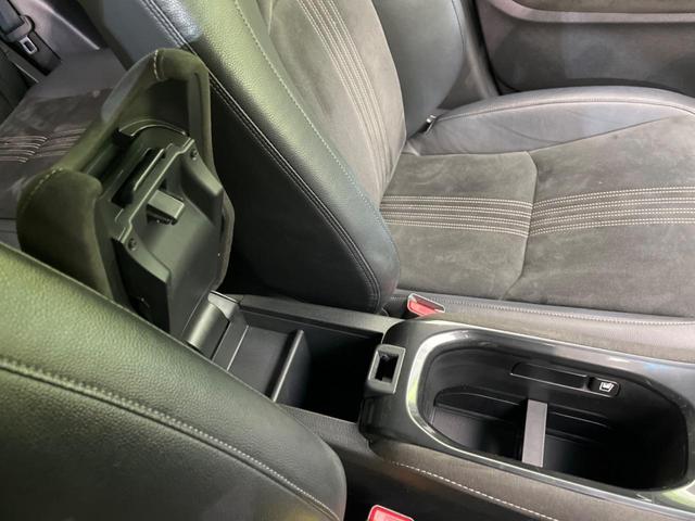 ヴェゼル ハイブリッドＲＳ・ホンダセンシング　純正ナビ　衝突軽減装置　バックカメラ　レーダークルーズ　ハーフレザーシート　コーナーセンサー　ＥＴＣ　レーンキープ　スマートキー　シートヒーター　ドライブレコーダー　ＬＥＤヘッド　　車線逸脱警報（56枚目）