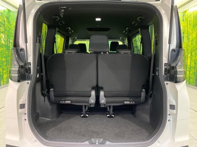 ヴォクシー Ｓ－Ｇ　電動スライドドア　禁煙車　純正８インチディスプレイオーディオ　バックカメラ　衝突軽減装置　レーダークルーズ　ＥＴＣ　Ｂｌｕｅｔｏｏｔｈ再生　ドライブレコーダー　　ＬＥＤヘッドライト（11枚目）