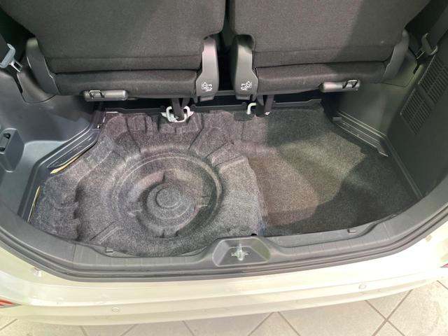 ヴォクシー Ｓ－Ｇ　電動スライドドア　禁煙車　純正８インチディスプレイオーディオ　バックカメラ　衝突軽減装置　レーダークルーズ　ＥＴＣ　Ｂｌｕｅｔｏｏｔｈ再生　ドライブレコーダー　　ＬＥＤヘッドライト（35枚目）