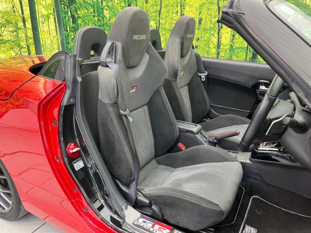 コペン ＧＲ　スポーツ　ＳＤナビ　バックカメラ　禁煙車　ＥＴＣ　ドライブレコーダー　スマートキー　シートヒーター　ＬＥＤヘッドライト　オートライト　オートエアコン　アイドリングストップ　横滑り防止　ＣＶＴ（9枚目）