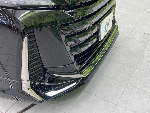 ヴェルファイアハイブリッド Ｚ　プレミア　ガラスルーフ　フルエアロ　両側電動ドア　後席モニター　全周囲カメラ　衝突被害軽減システム　１００Ｖ電源　レーダークルーズ　禁煙車　電動リアゲート　レザーシート　前席シートエアコン　リアシートエアコン（6枚目）