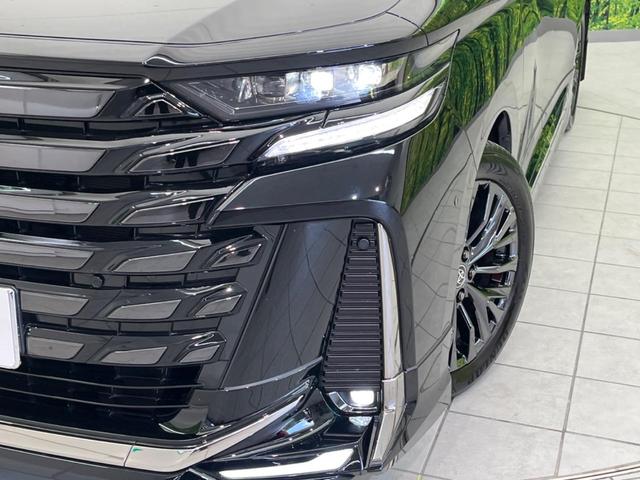 ヴェルファイアハイブリッド Ｚ　プレミア　ガラスルーフ　フルエアロ　両側電動ドア　後席モニター　全周囲カメラ　衝突被害軽減システム　１００Ｖ電源　レーダークルーズ　禁煙車　電動リアゲート　レザーシート　前席シートエアコン　リアシートエアコン（13枚目）