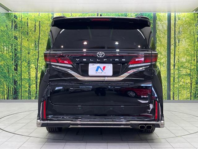 ヴェルファイアハイブリッド Ｚ　プレミア　ガラスルーフ　フルエアロ　両側電動ドア　後席モニター　全周囲カメラ　衝突被害軽減システム　１００Ｖ電源　レーダークルーズ　禁煙車　電動リアゲート　レザーシート　前席シートエアコン　リアシートエアコン（16枚目）