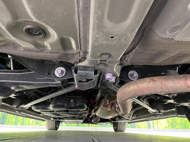 ヴェルファイアハイブリッド Ｚ　プレミア　ガラスルーフ　フルエアロ　両側電動ドア　後席モニター　全周囲カメラ　衝突被害軽減システム　１００Ｖ電源　レーダークルーズ　禁煙車　電動リアゲート　レザーシート　前席シートエアコン　リアシートエアコン（20枚目）