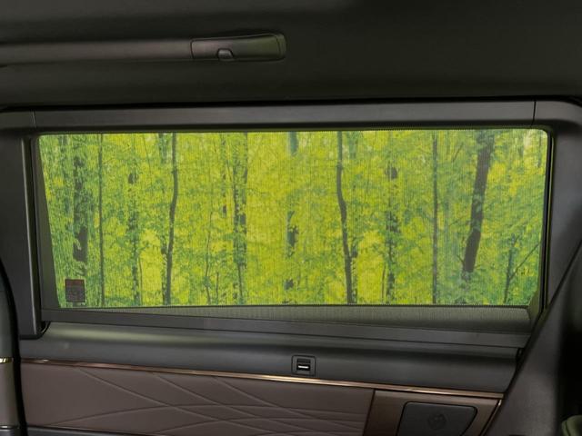 ヴェルファイアハイブリッド Ｚ　プレミア　ガラスルーフ　フルエアロ　両側電動ドア　後席モニター　全周囲カメラ　衝突被害軽減システム　１００Ｖ電源　レーダークルーズ　禁煙車　電動リアゲート　レザーシート　前席シートエアコン　リアシートエアコン（43枚目）