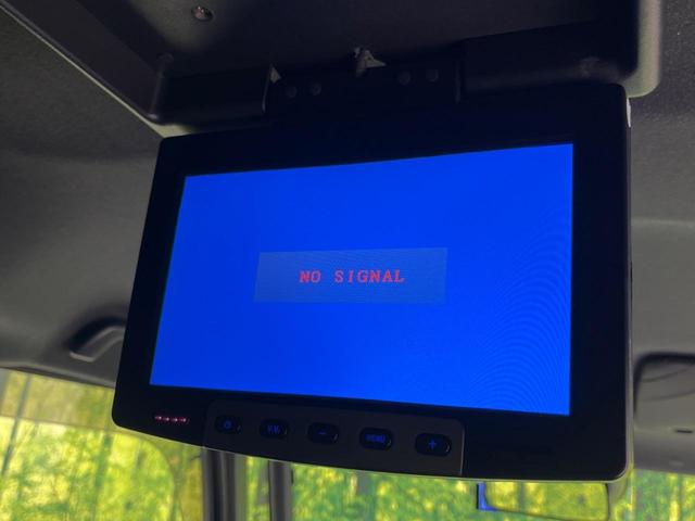 タント カスタムＲＳ　ターボ　後席モニタ　両側電動スライドドア　衝突軽減装置　禁煙車　レーダークルーズ　ＳＤナビ　バックカメラ　ＥＴＣ　Ｂｌｕｅｔｏｏｔｈ　フルセグ　ドライブレコーダー　スマートキー　シートヒーター（5枚目）