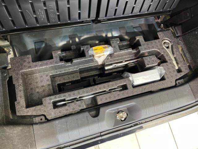 タント カスタムＲＳ　ターボ　後席モニタ　両側電動スライドドア　衝突軽減装置　禁煙車　レーダークルーズ　ＳＤナビ　バックカメラ　ＥＴＣ　Ｂｌｕｅｔｏｏｔｈ　フルセグ　ドライブレコーダー　スマートキー　シートヒーター（30枚目）