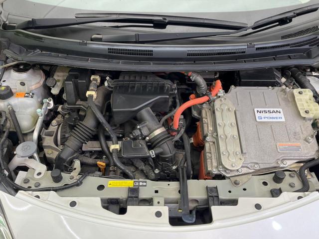 ノート e-パワー メダリスト 衝突軽減装置 レーダークルーズコントロール 禁煙車 純正ナビ 全周囲カメラ ETC Bluetooth フルセグ LEDヘッドライト コーナーセンサー スマートキー オートライト オートエアコン(18枚目)