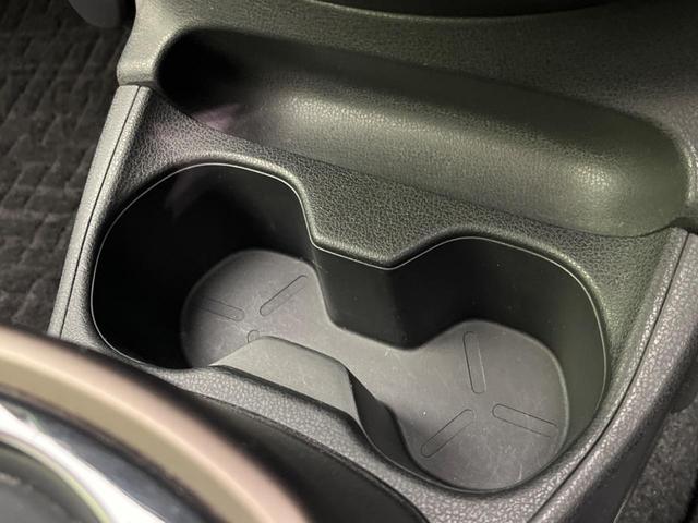 ノート e-パワー メダリスト 衝突軽減装置 レーダークルーズコントロール 禁煙車 純正ナビ 全周囲カメラ ETC Bluetooth フルセグ LEDヘッドライト コーナーセンサー スマートキー オートライト オートエアコン(51枚目)