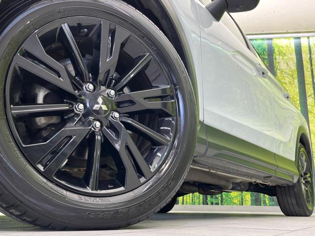 エクリプスクロス ブラックエディション 4WD サンルーフ 全周囲カメラ 衝突被害軽減システム レーダークルーズ 禁煙車 電動リアゲート ハーフレザーシート パワーシート コーナーセンサー スマートキー LEDヘッド ルーフレール(13枚目)