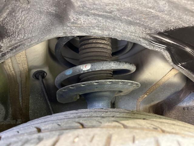 エクリプスクロス ブラックエディション 4WD サンルーフ 全周囲カメラ 衝突被害軽減システム レーダークルーズ 禁煙車 電動リアゲート ハーフレザーシート パワーシート コーナーセンサー スマートキー LEDヘッド ルーフレール(20枚目)