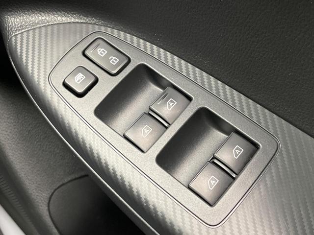 エクリプスクロス ブラックエディション 4WD サンルーフ 全周囲カメラ 衝突被害軽減システム レーダークルーズ 禁煙車 電動リアゲート ハーフレザーシート パワーシート コーナーセンサー スマートキー LEDヘッド ルーフレール(43枚目)