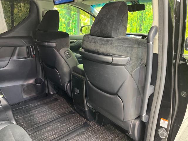 ヴェルファイア 2.5Z Gエディション サンルーフ モデリスタエアロ 両側電動ドア 純正SDナビ 後席モニター バックカメラ 衝突被害軽減システム レーダークルーズ 禁煙車 電動リアゲート ハーフレザーシート ドラレコ コーナーセンサー(41枚目)