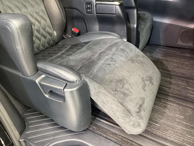 ヴェルファイア 2.5Z Gエディション サンルーフ モデリスタエアロ 両側電動ドア 純正SDナビ 後席モニター バックカメラ 衝突被害軽減システム レーダークルーズ 禁煙車 電動リアゲート ハーフレザーシート ドラレコ コーナーセンサー(43枚目)