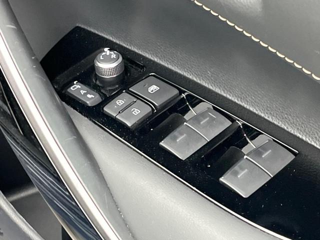 カローラツーリング ハイブリッド ダブルバイビー 衝突軽減装置 禁煙車 ディスプレイオーディオ バックカメラ レーダークルーズ ETC Bluetooth フルセグ スマートキー シートヒーター ハーフレザーシート LEDヘッドライト(40枚目)
