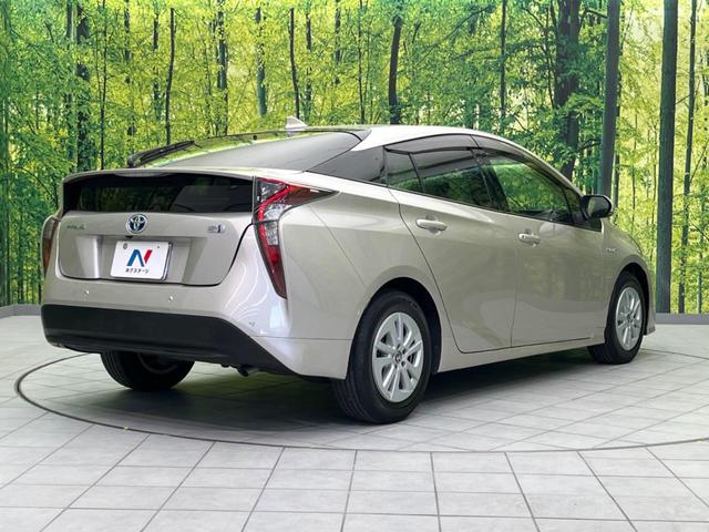 プリウス Sセーフティプラス 純正SDナビ バックカメラ 衝突被害軽減システム レーダークルーズ 禁煙車 ドラレコ コーナーセンサー スマートキー LEDヘッド オートハイビーム 車線逸脱警報 オートライト オートエアコン(17枚目)