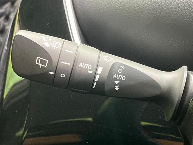 プリウス Sセーフティプラス 純正SDナビ バックカメラ 衝突被害軽減システム レーダークルーズ 禁煙車 ドラレコ コーナーセンサー スマートキー LEDヘッド オートハイビーム 車線逸脱警報 オートライト オートエアコン(44枚目)