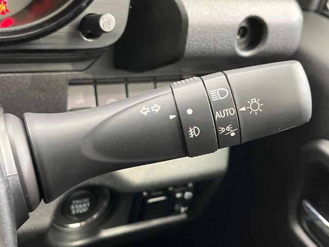 ジムニーシエラ ＪＣ　４ＷＤ　衝突警報装置　禁煙車　シートヒーター　コーナーセンサー　レーンキープ　スマートキー　ＬＥＤヘッドライト　クルーズコントロール　オートハイビーム　車線逸脱警報　誤発進抑制機能　オートライト（7枚目）