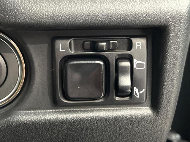 ジムニーシエラ ＪＣ　４ＷＤ　衝突警報装置　禁煙車　シートヒーター　コーナーセンサー　レーンキープ　スマートキー　ＬＥＤヘッドライト　クルーズコントロール　オートハイビーム　車線逸脱警報　誤発進抑制機能　オートライト（43枚目）