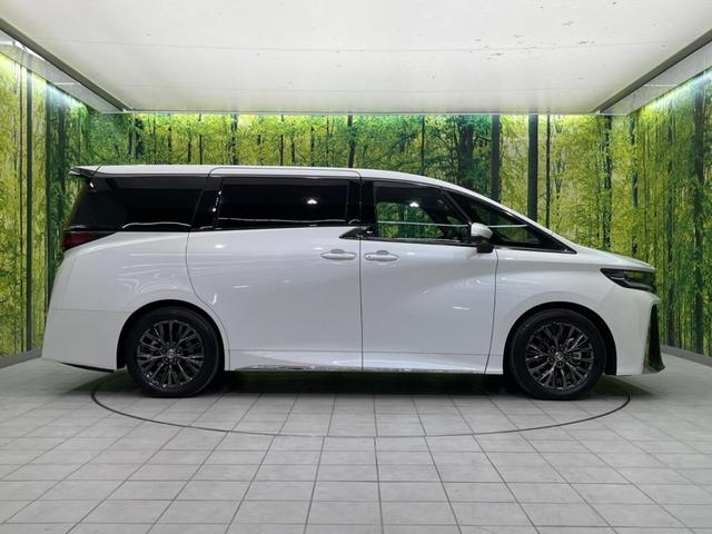 ヴェルファイアハイブリッド Ｚ　プレミア　ガラスルーフ　メーカーナビ　フリップダウンモニター　両側電動スライド　衝突軽減装置　全周囲カメラ　レーダークルーズ　禁煙車　ＥＴＣ　Ｂｌｕｅｔｏｏｔｈ　フルセグ　デジタルインナーミラー　ドラレコ（39枚目）