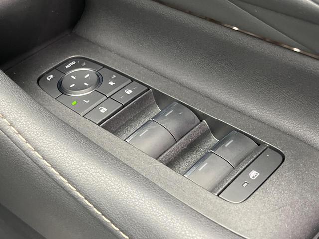 ヴェルファイアハイブリッド Ｚ　プレミア　ガラスルーフ　メーカーナビ　フリップダウンモニター　両側電動スライド　衝突軽減装置　全周囲カメラ　レーダークルーズ　禁煙車　ＥＴＣ　Ｂｌｕｅｔｏｏｔｈ　フルセグ　デジタルインナーミラー　ドラレコ（47枚目）