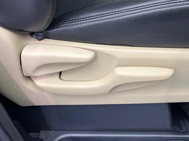 アルファード 2.5X 両側電動スライドドア 衝突軽減装置 禁煙車 9型ディスプレイオーディオ 黒レザーシート バックカメラ レーダークルーズ ETC Bluetooth LEDヘッドライト LEDフォグライト(38枚目)