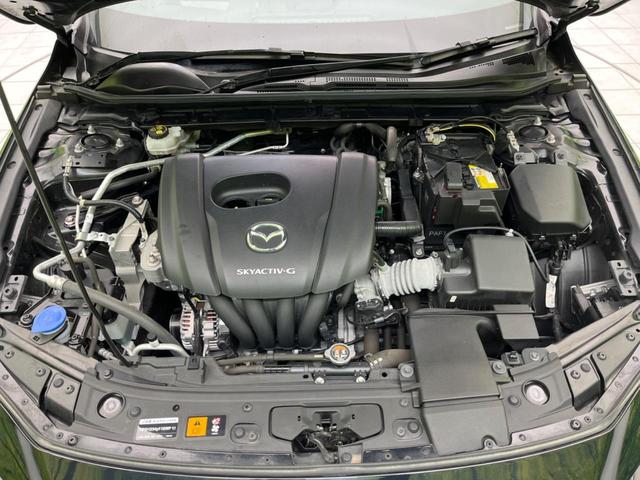 ＭＡＺＤＡ３ファストバック １５Ｓツーリング　全周囲カメラ　衝突被害軽減システム　レーダークルーズ　禁煙車　コーナーセンサー　スマートキー　ＬＥＤヘッド　ビルトインＥＴＣ　オートハイビーム　車線逸脱警報　オートライト　デュアルエアコン（18枚目）