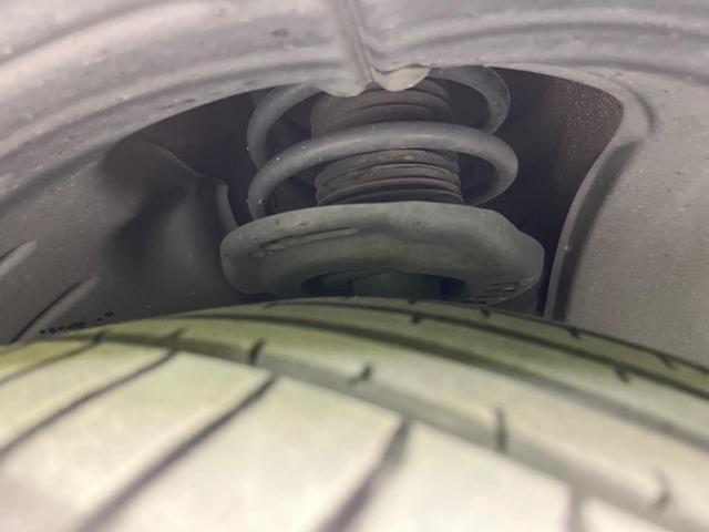 ＭＡＺＤＡ３ファストバック １５Ｓツーリング　全周囲カメラ　衝突被害軽減システム　レーダークルーズ　禁煙車　コーナーセンサー　スマートキー　ＬＥＤヘッド　ビルトインＥＴＣ　オートハイビーム　車線逸脱警報　オートライト　デュアルエアコン（20枚目）