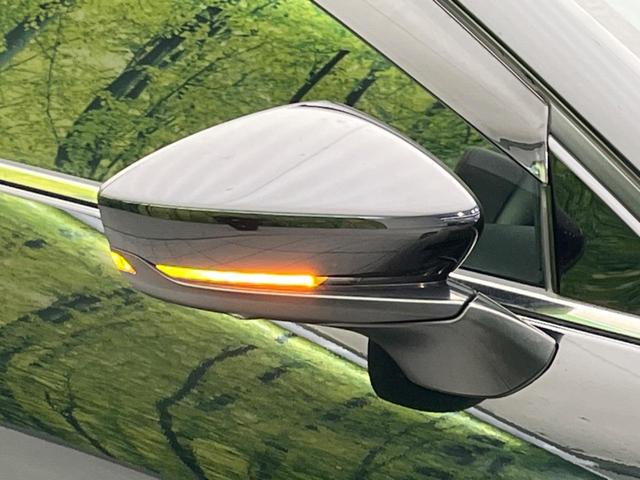 ＭＡＺＤＡ３ファストバック １５Ｓツーリング　全周囲カメラ　衝突被害軽減システム　レーダークルーズ　禁煙車　コーナーセンサー　スマートキー　ＬＥＤヘッド　ビルトインＥＴＣ　オートハイビーム　車線逸脱警報　オートライト　デュアルエアコン（24枚目）