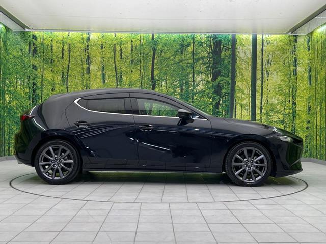 ＭＡＺＤＡ３ファストバック １５Ｓツーリング　全周囲カメラ　衝突被害軽減システム　レーダークルーズ　禁煙車　コーナーセンサー　スマートキー　ＬＥＤヘッド　ビルトインＥＴＣ　オートハイビーム　車線逸脱警報　オートライト　デュアルエアコン（38枚目）