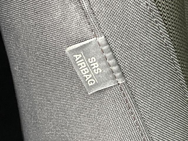 ＭＡＺＤＡ３ファストバック １５Ｓツーリング　全周囲カメラ　衝突被害軽減システム　レーダークルーズ　禁煙車　コーナーセンサー　スマートキー　ＬＥＤヘッド　ビルトインＥＴＣ　オートハイビーム　車線逸脱警報　オートライト　デュアルエアコン（42枚目）