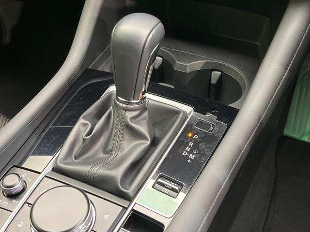 ＭＡＺＤＡ３ファストバック １５Ｓツーリング　全周囲カメラ　衝突被害軽減システム　レーダークルーズ　禁煙車　コーナーセンサー　スマートキー　ＬＥＤヘッド　ビルトインＥＴＣ　オートハイビーム　車線逸脱警報　オートライト　デュアルエアコン（52枚目）