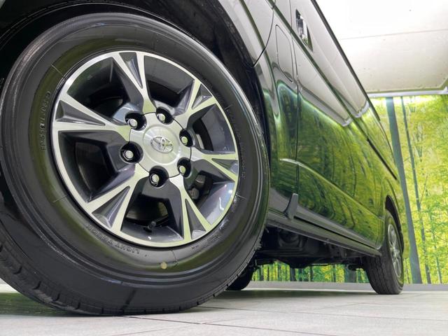 ハイエースバン ロングスーパーGL ダークプライムS 4WD 両側電動ドア 全周囲カメラ 衝突被害軽減システム 禁煙車 ハーフレザーシート コーナーセンサー スマートキー LEDヘッド ETC オートハイビーム 車線逸脱警報 オートライト(14枚目)