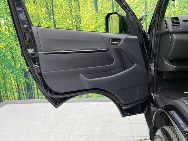 ハイエースバン ロングスーパーGL ダークプライムS 4WD 両側電動ドア 全周囲カメラ 衝突被害軽減システム 禁煙車 ハーフレザーシート コーナーセンサー スマートキー LEDヘッド ETC オートハイビーム 車線逸脱警報 オートライト(35枚目)